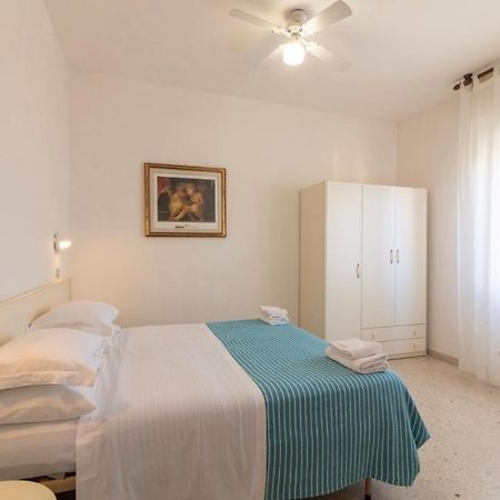 Hotel Miro Cattolica Luaran gambar