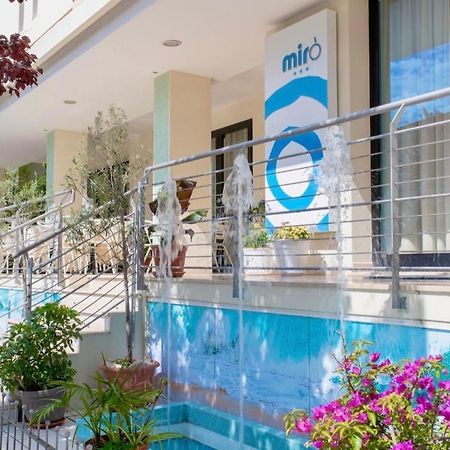 Hotel Miro Cattolica Luaran gambar