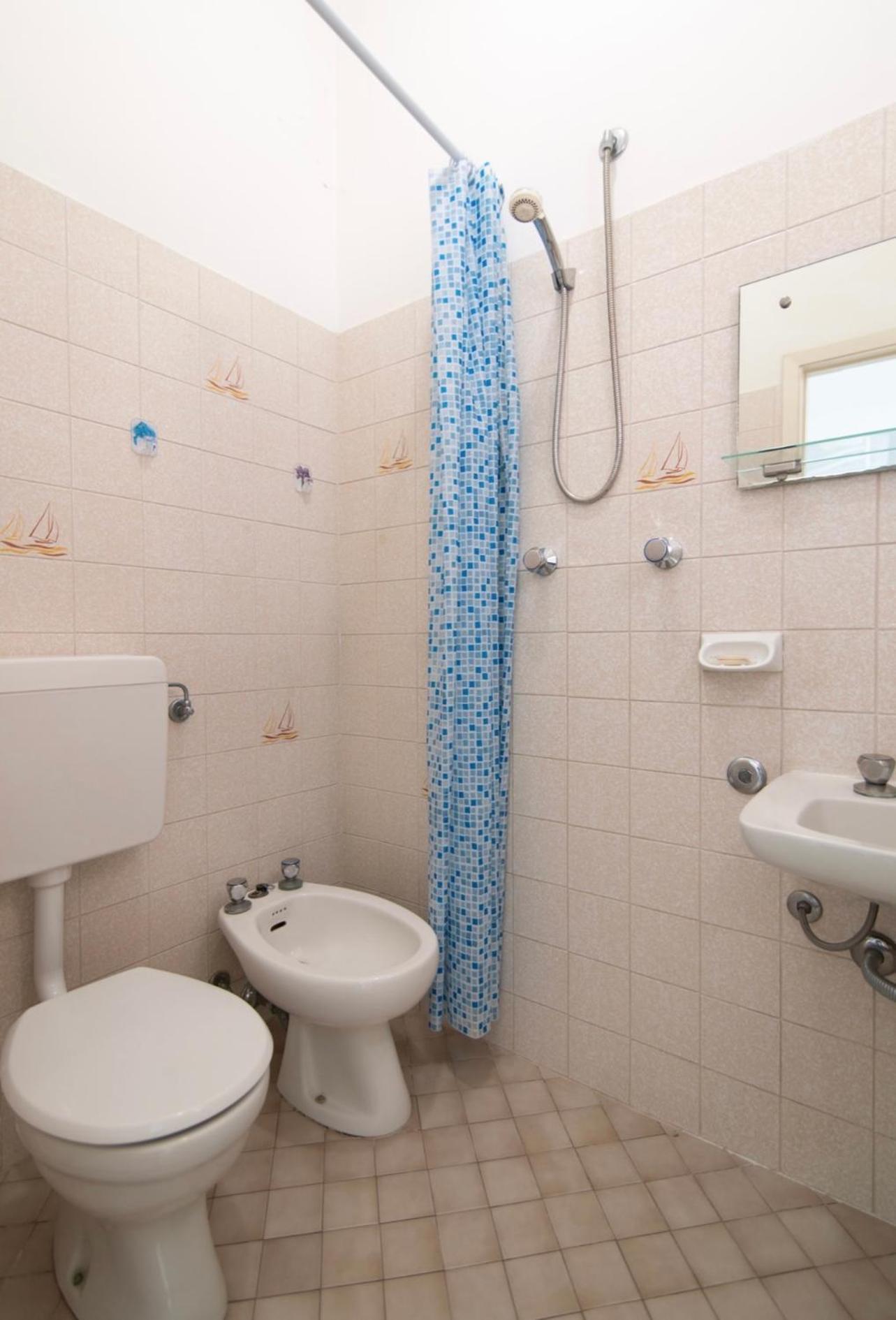 Hotel Miro Cattolica Luaran gambar