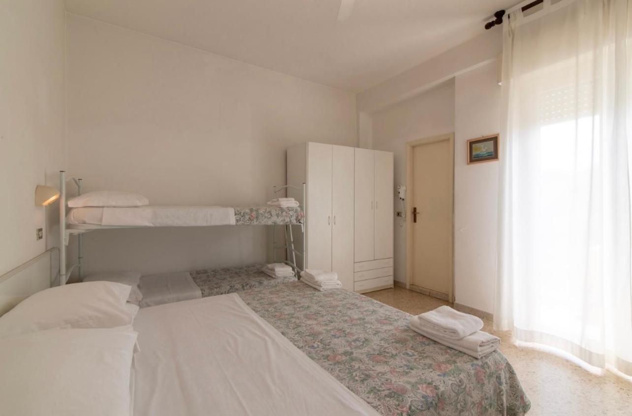 Hotel Miro Cattolica Luaran gambar
